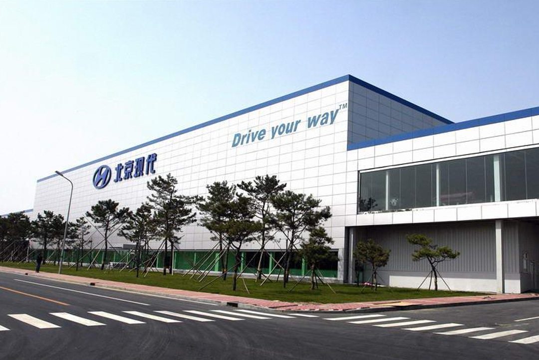 河北電纜廠家-北京現(xiàn)代工廠